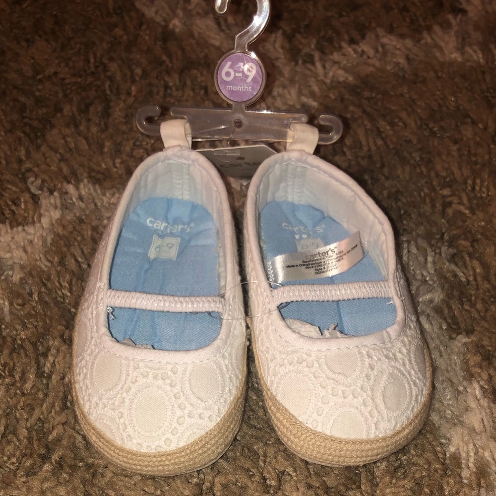 NWT Carters White Crib Shoe